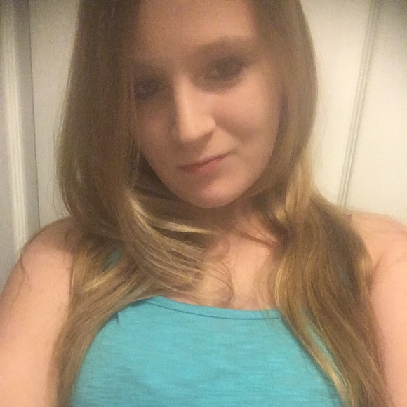 Meet your Posher, Casey - Picture 8 of 8